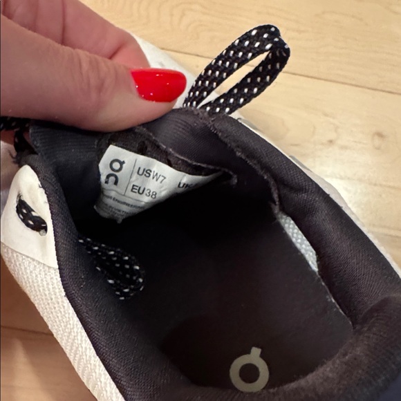 On Running Women's White and Mint Sneakers - Picture 6 of 10